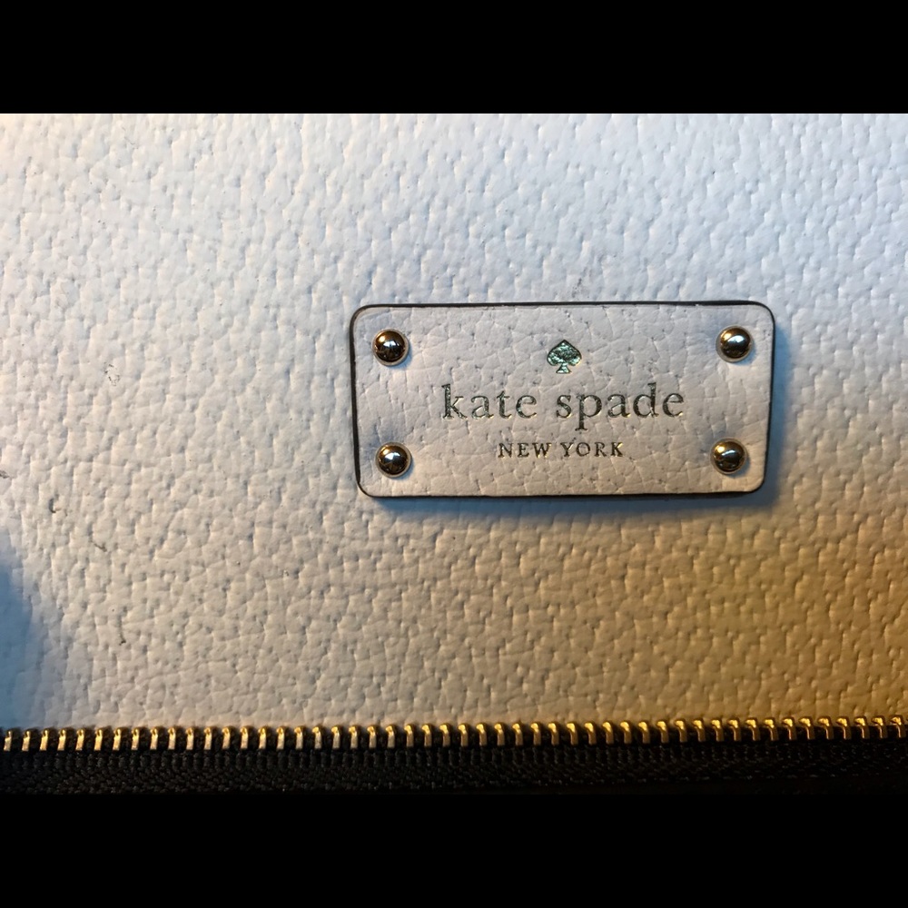 Kate Spade bag. - Picture 2 of 7